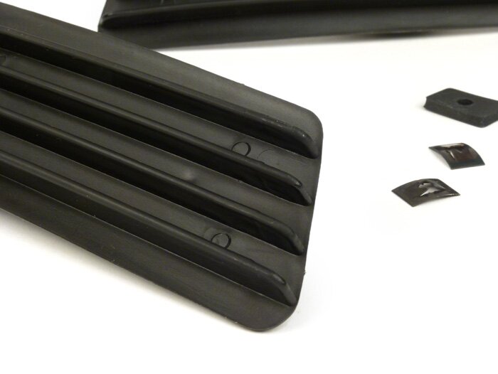 Lambretta GP DL Side Panel Grills Black - Casa Lambretta