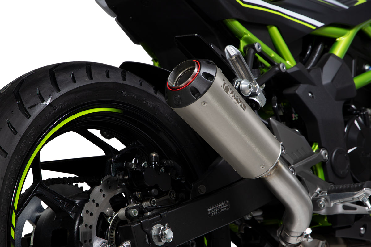 Kawasaki Z 125 (2018–2025) Scorpion Exhaust Red Power Slip-on - Titanium