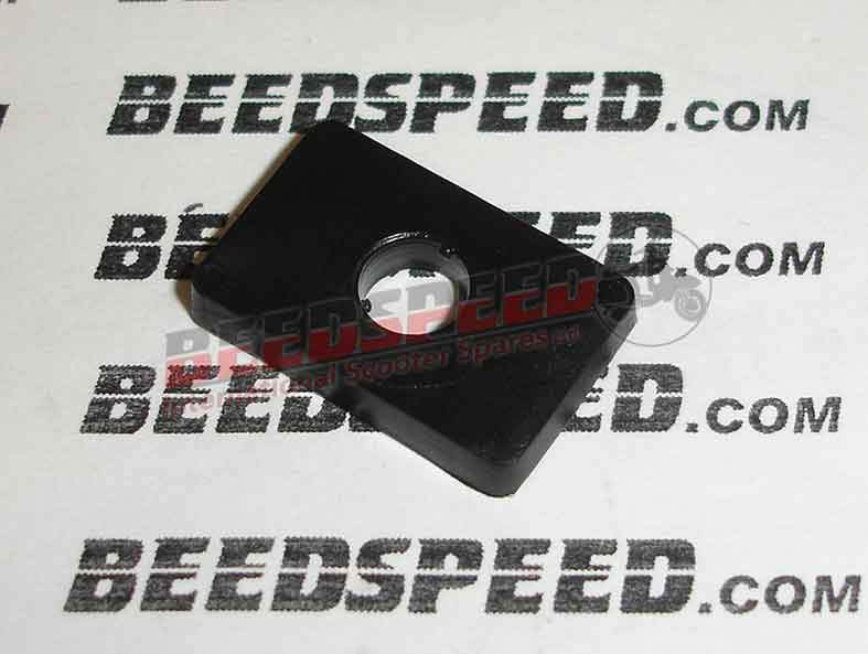 Lambretta - Leg Shield Rubber Mounts - Rectangular - Black