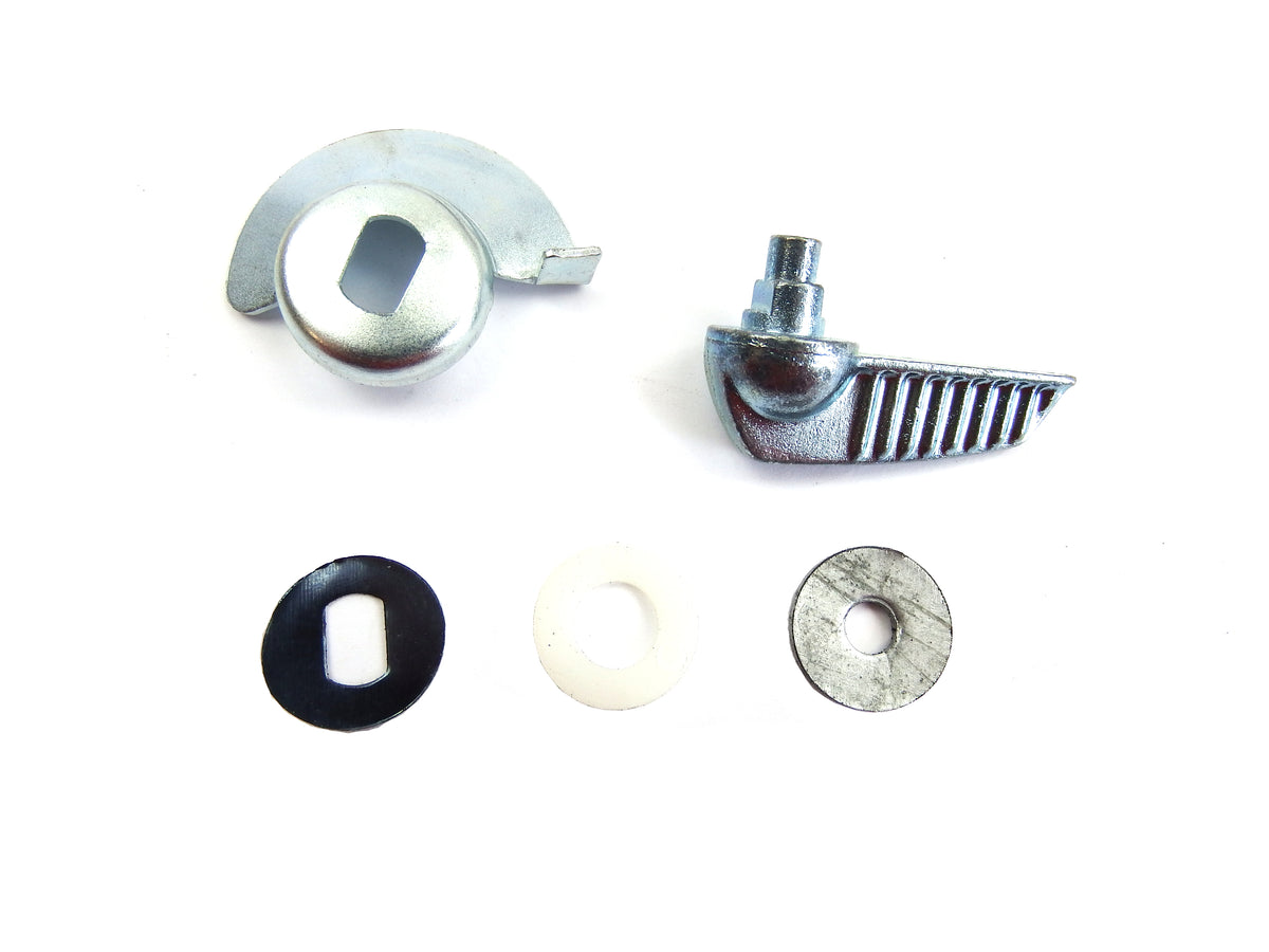 Vespa V50 90 100 125 ET3 Side Panel Lock Lever