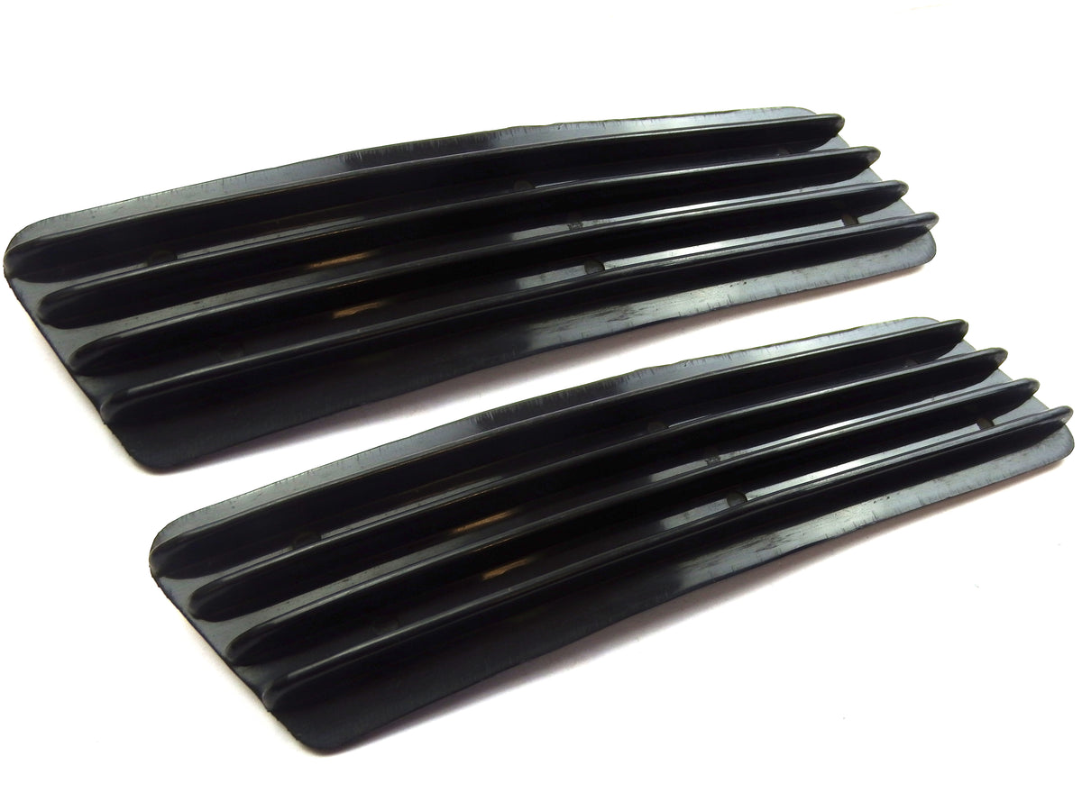 SIL Lambretta GP DL Side Panel Grill Black Pair - Excellent Quality