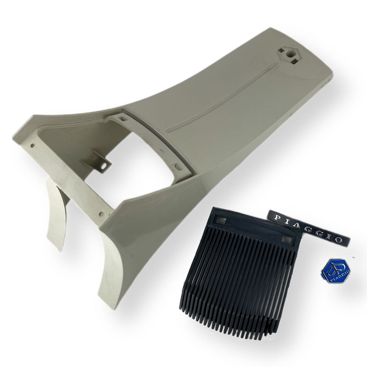 Vespa T5 Mk Mark 1 Horncover Horncast with Grill, Badge & Emblem