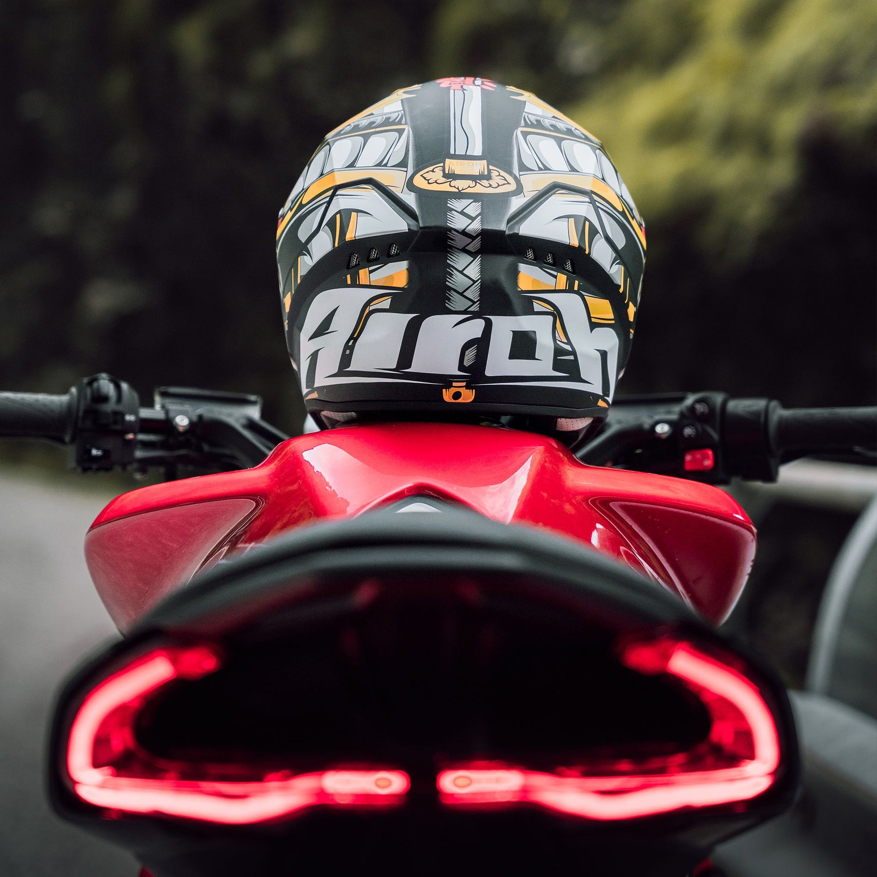 Airoh Connor Motorcycle Helmet - Samurai Matt ECE 2206