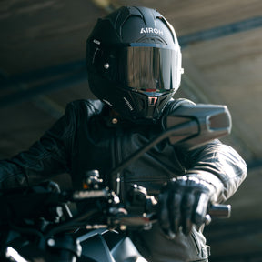 Airoh GP800 Motocycle Helmet - Black Matt ECE 2206