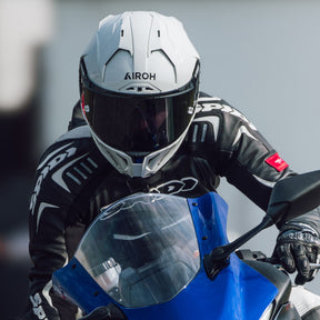 Airoh GP800 Motorcycle Helmet - Gloss White ECE 2206