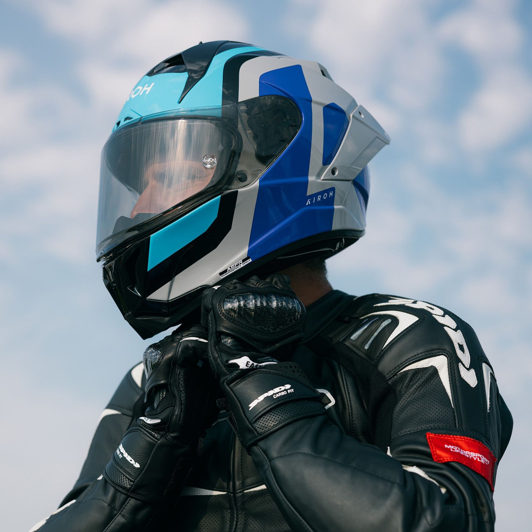 Airoh GP800 Motorcycle Helmet - Competition Blue Gloss ECE 2206