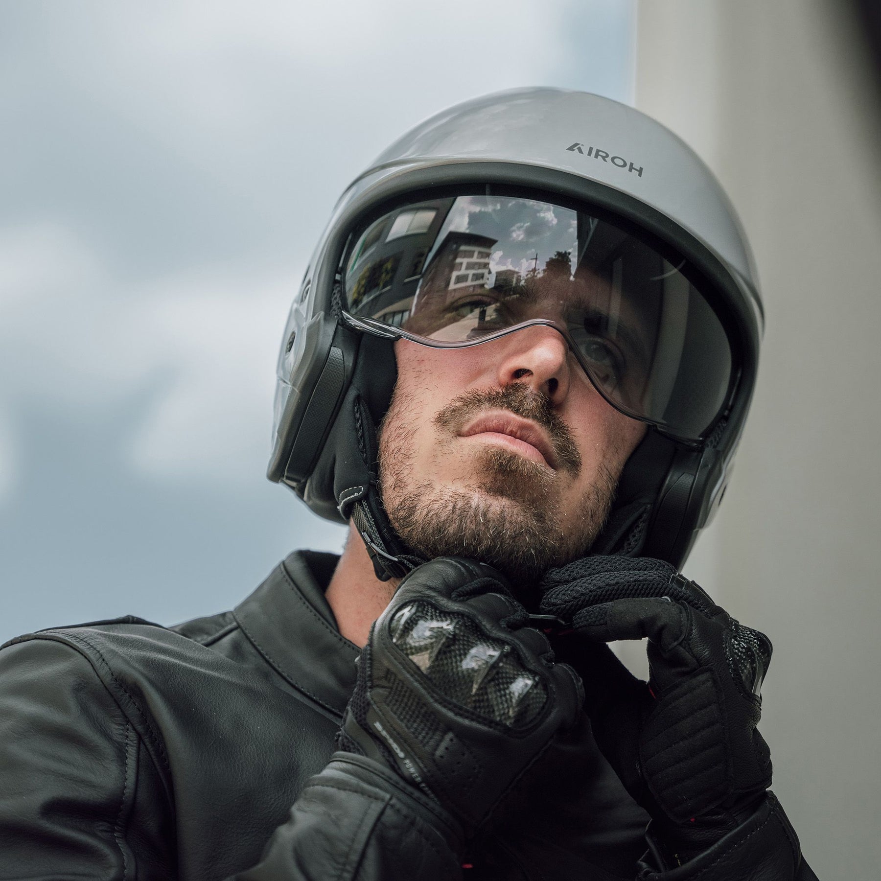 Airoh J110 Motorcycle Helmet - Cement Grey Gloss ECE 2206