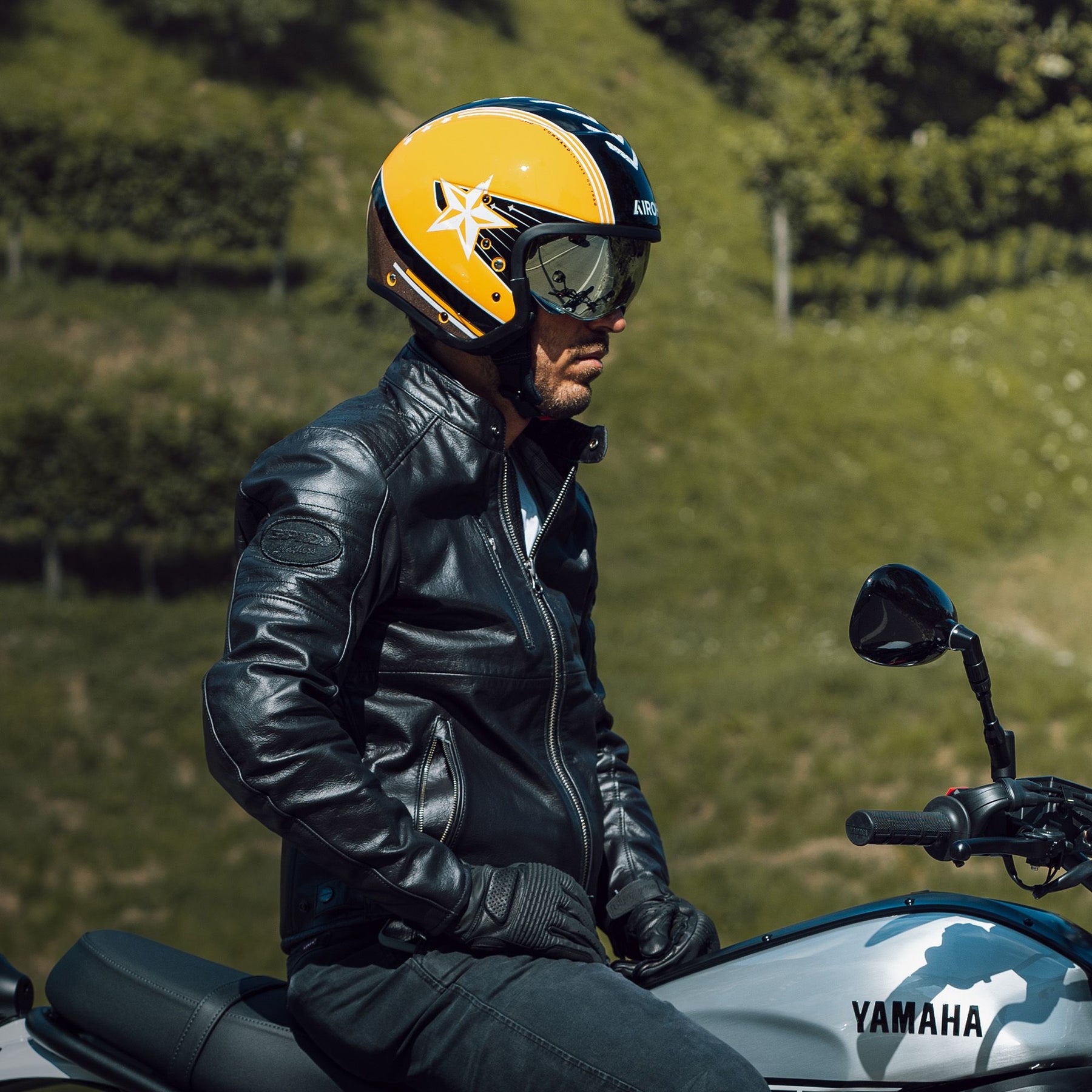 Airoh J110 Motorcycle Helmet - Command Yellow Gloss ECE 2206