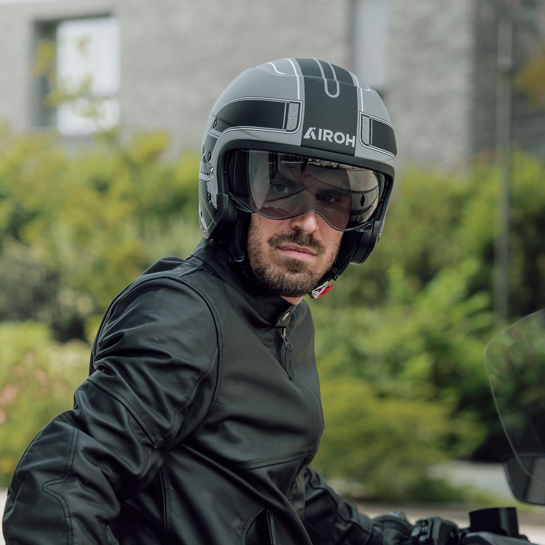 Airoh J110 Motorcycle Helmet - Raster Black Matt ECE 2206