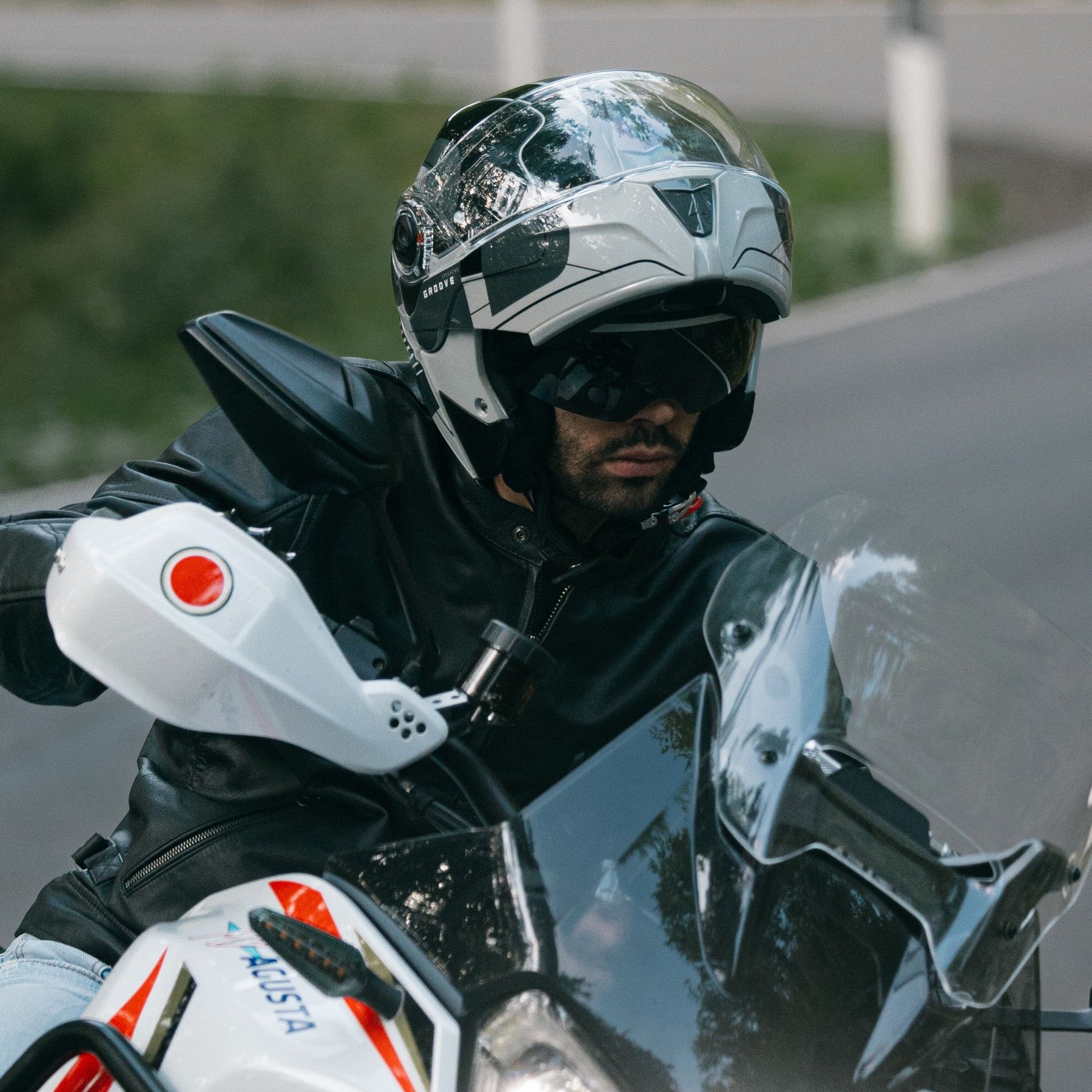 Airoh Specktre Flip-Front Motorcycle Helmet - Groove Grey Gloss ECE 2206