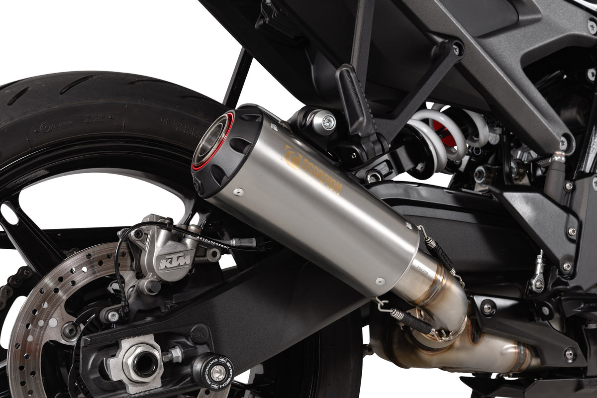 KTM Duke 990 (2024–2025) Scorpion Exhaust Red Power Slip-on - Titanium