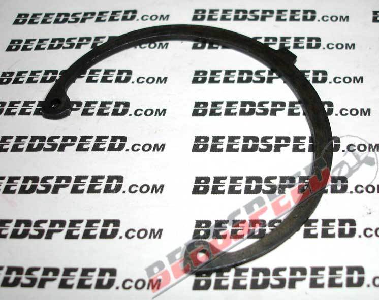 Vespa - Drive Bearing Wishbone Circlip - Super, Sprint, Early PX