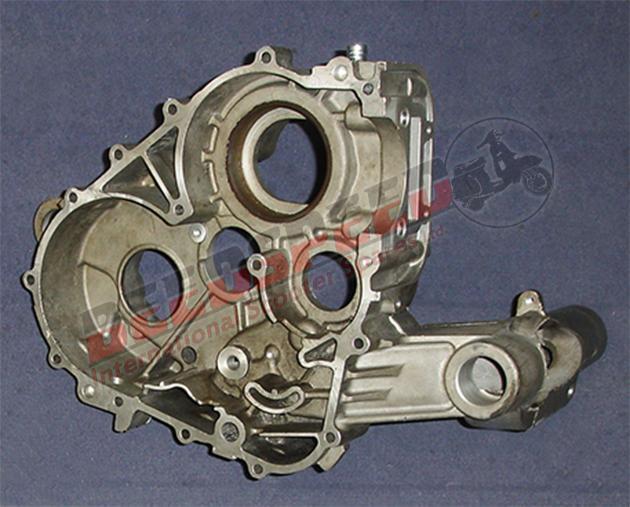 Vespa - Engine Casing - LML 200cc - Four Stroke - Clutch/Mount Side